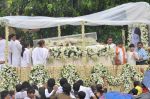 at Rajesh Khanna_s Funeral in Mumbai on 19th July 2012 (87).JPG